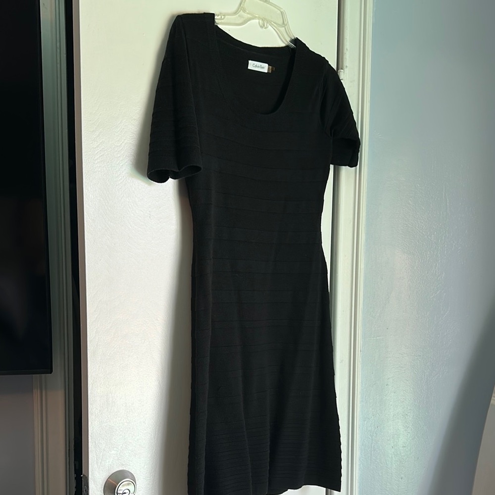 Calvin Klein Gray Fitted Ribbed Short Sleeve dress.